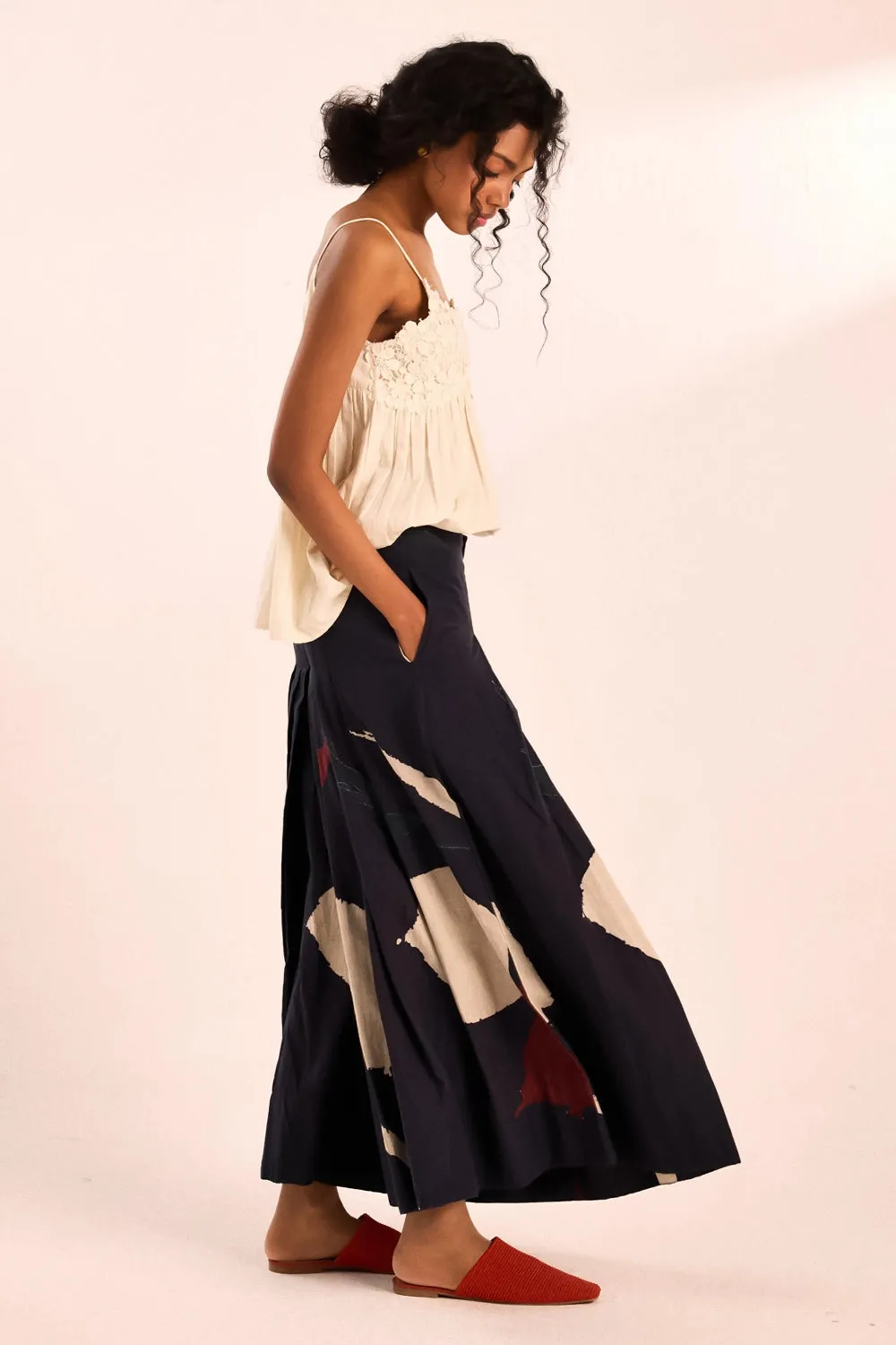 Aba Pleated Pants