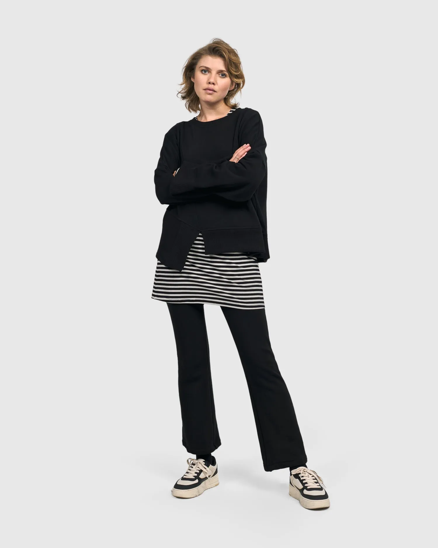 Alembika Urban Vapor Pullover Top