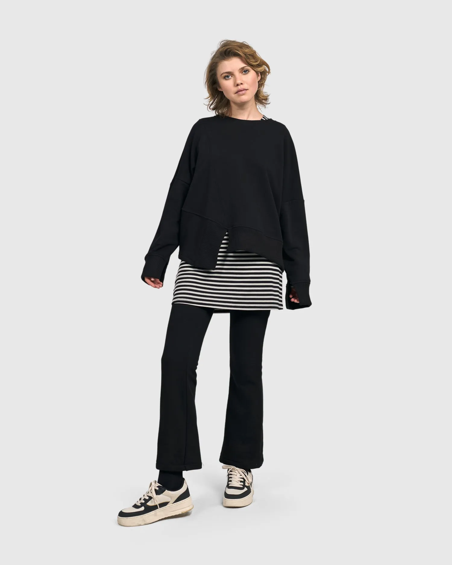 Alembika Urban Vapor Pullover Top