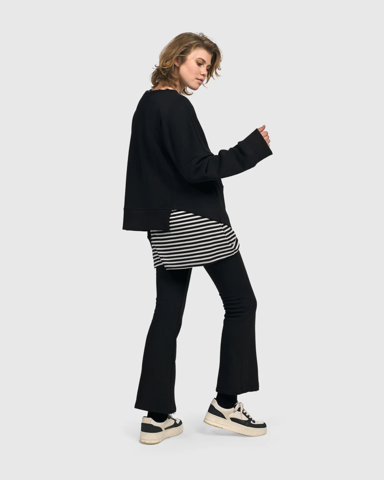 Alembika Urban Vapor Pullover Top