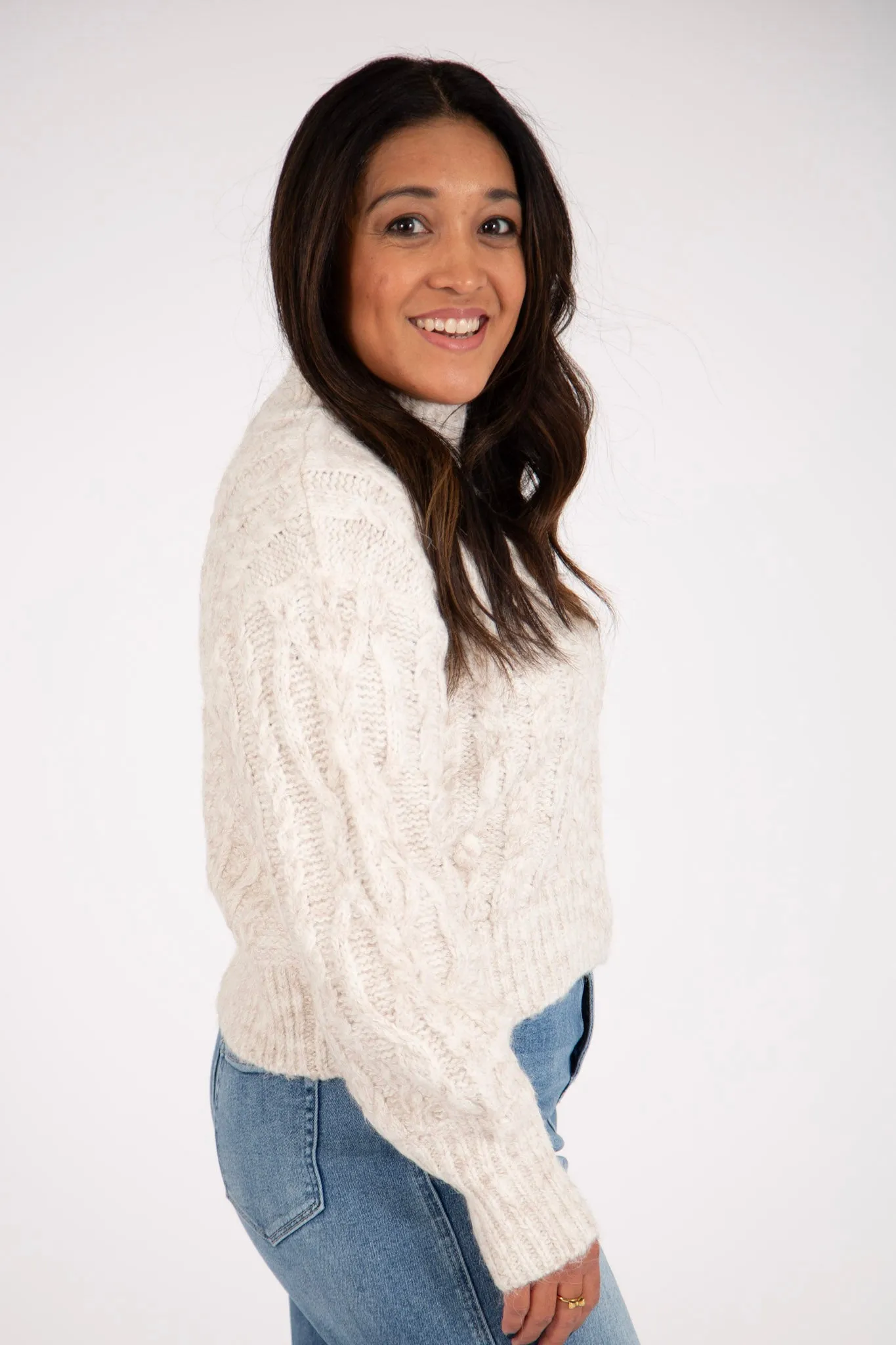 Brush Cable Knit Cropped Sweater | Oatmeal