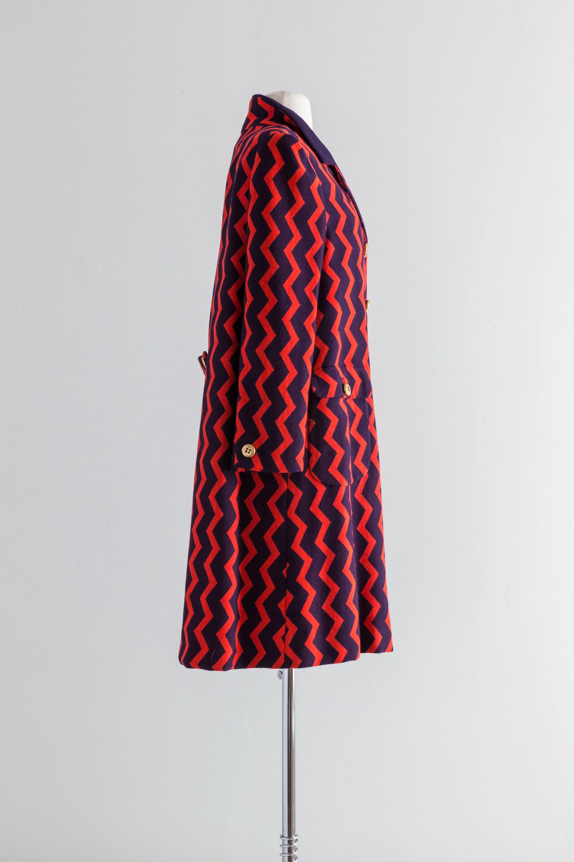 Fabulous 1960s Mam'selle ZIG ZAG Wool Knit Coat / Small Medium