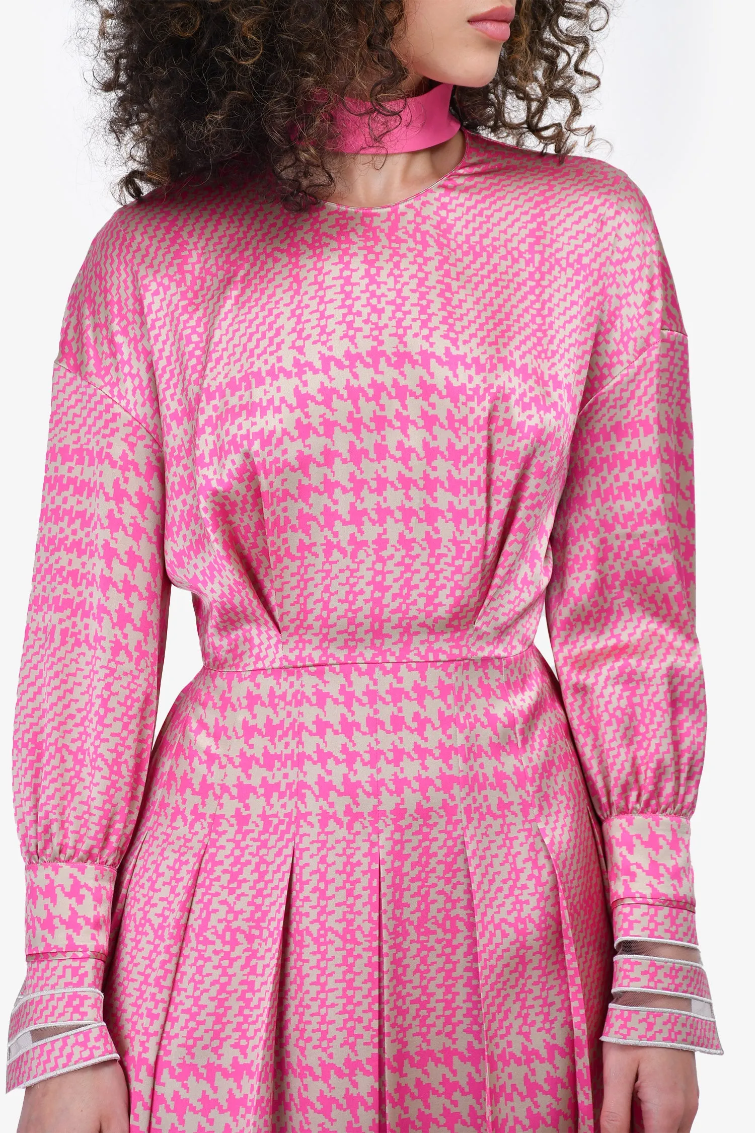 Fendi Pink/Beige Silk Patterned Pleated Midi Dress Size 36