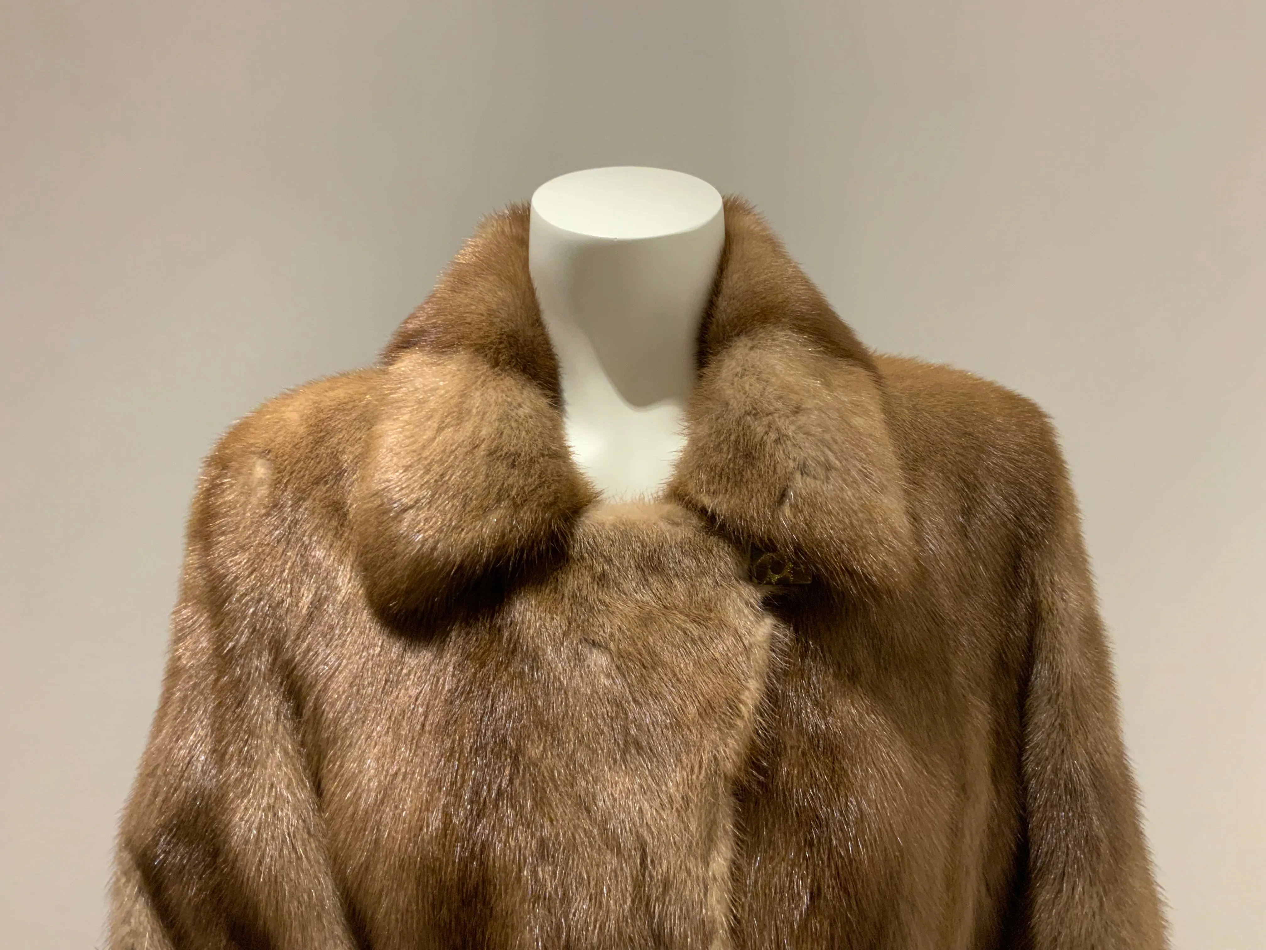 FUR FAVORI RUSSIA MINK LONG FUR COAT Size XS BEST QUALITY ladies