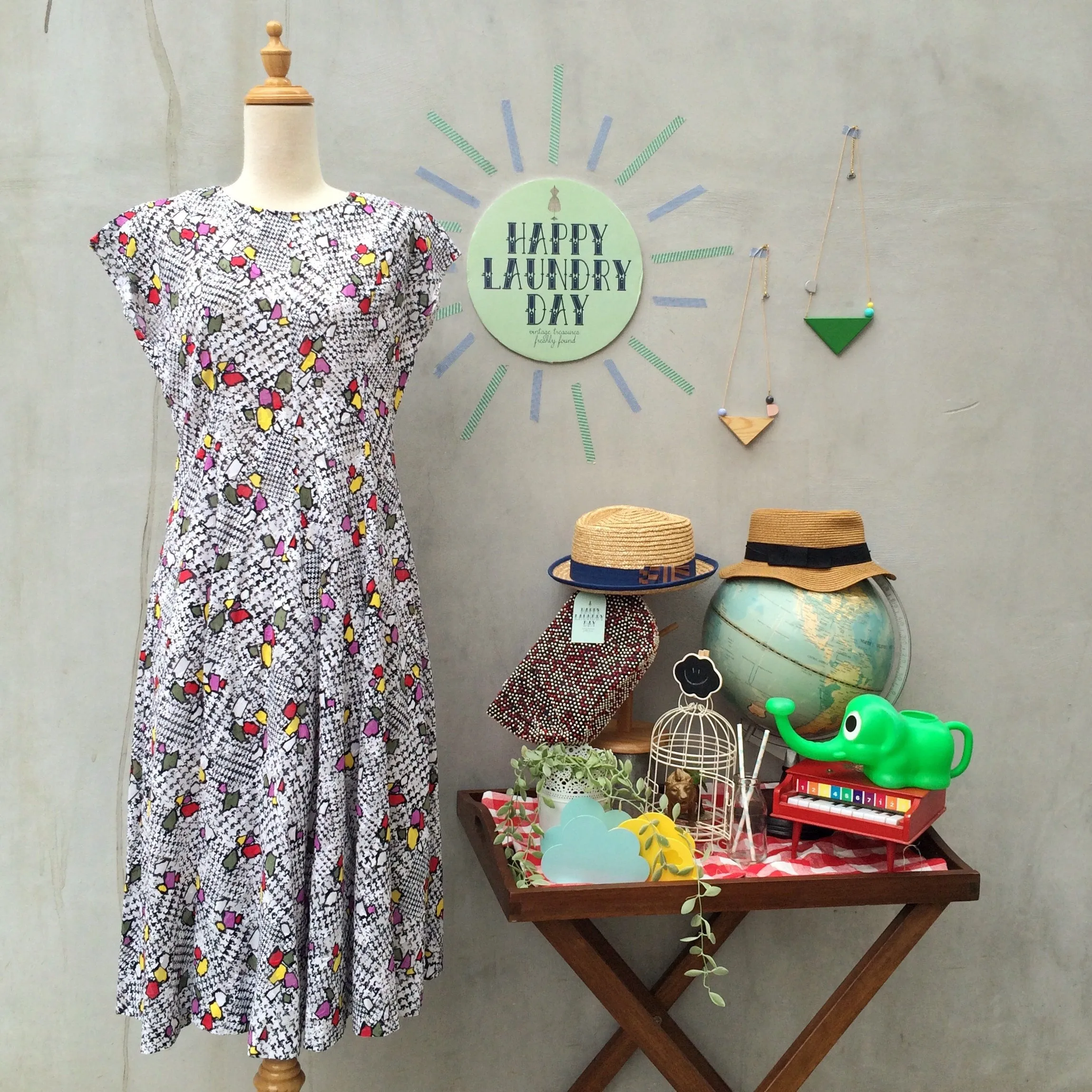 Irregular Hound | Vintage 1970s 1980s Mosaic polka dot print Houndstooth Dress