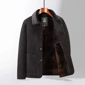 Men's wool coat in a classic fit - Elegant and warm