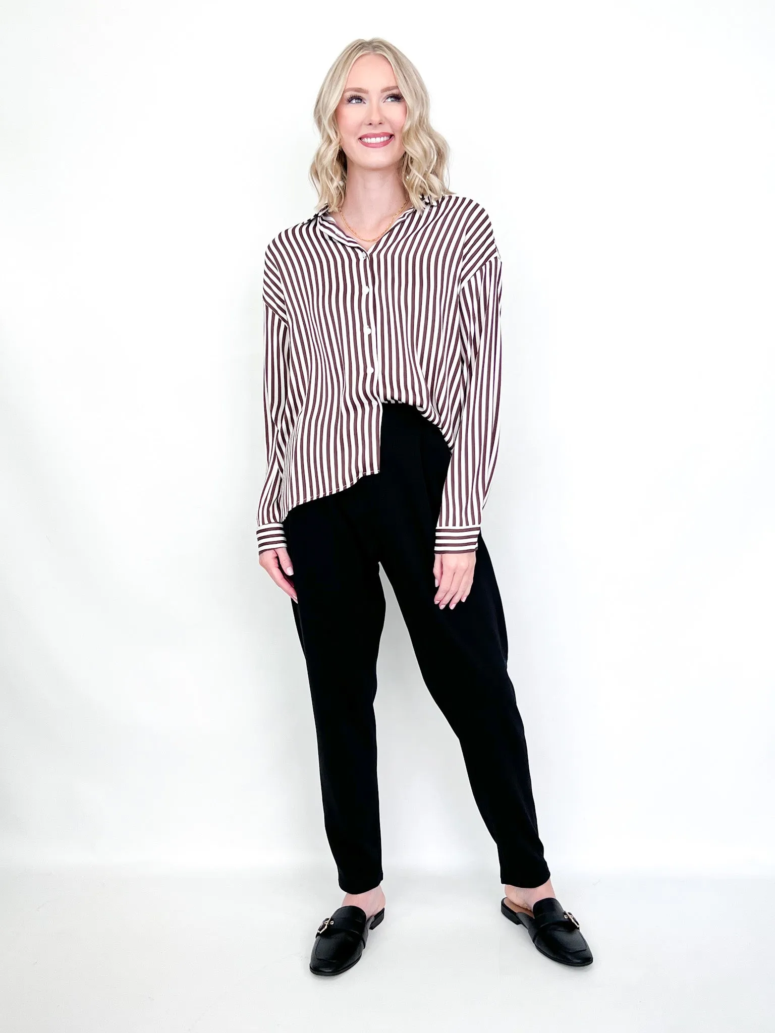 Molly - Black High Waisted Pleated Pants