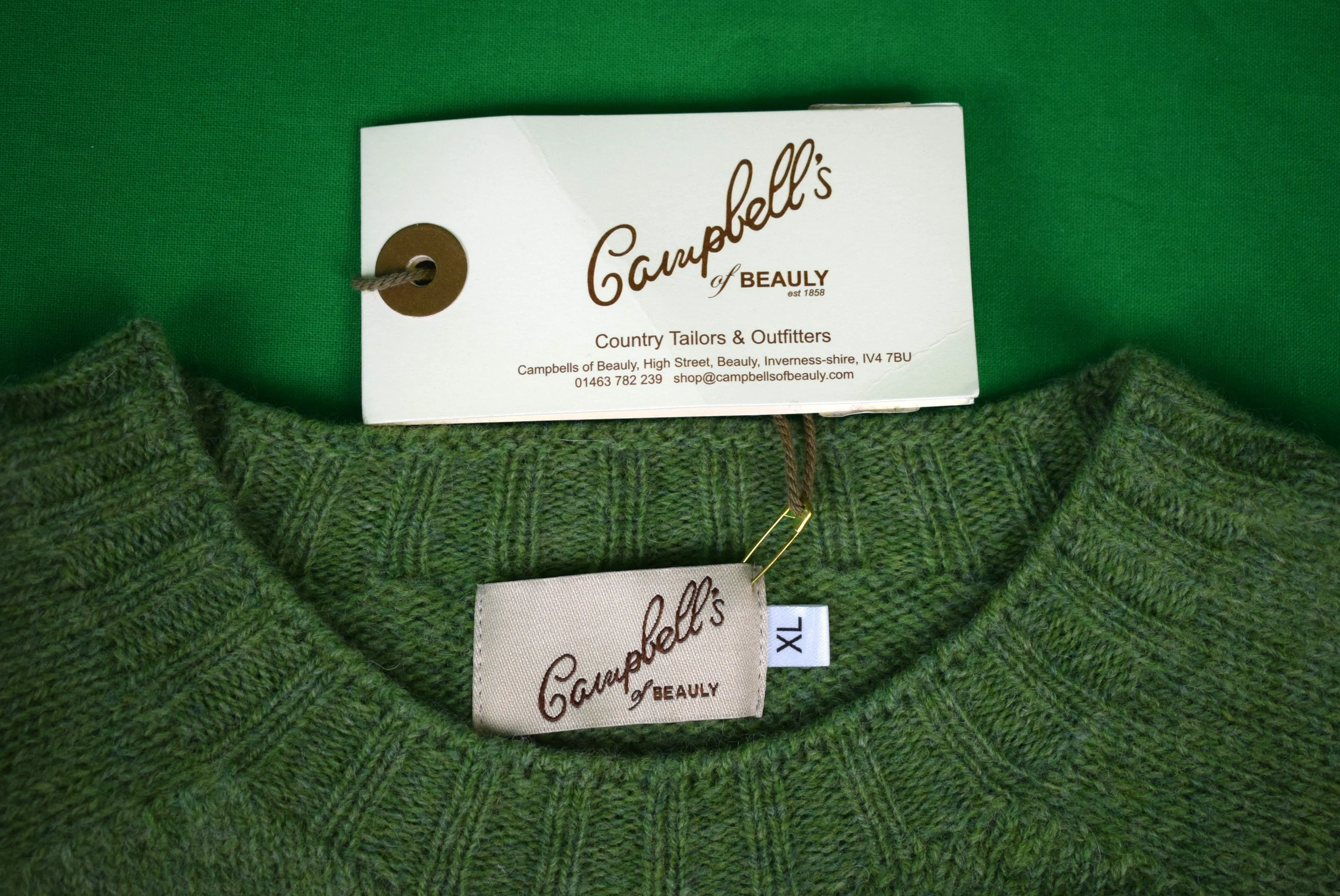 "Campbell's Of Beauly Scottish Shetland Apple Green Crewneck Sweater" Sz XL (NWT) (SOLD)