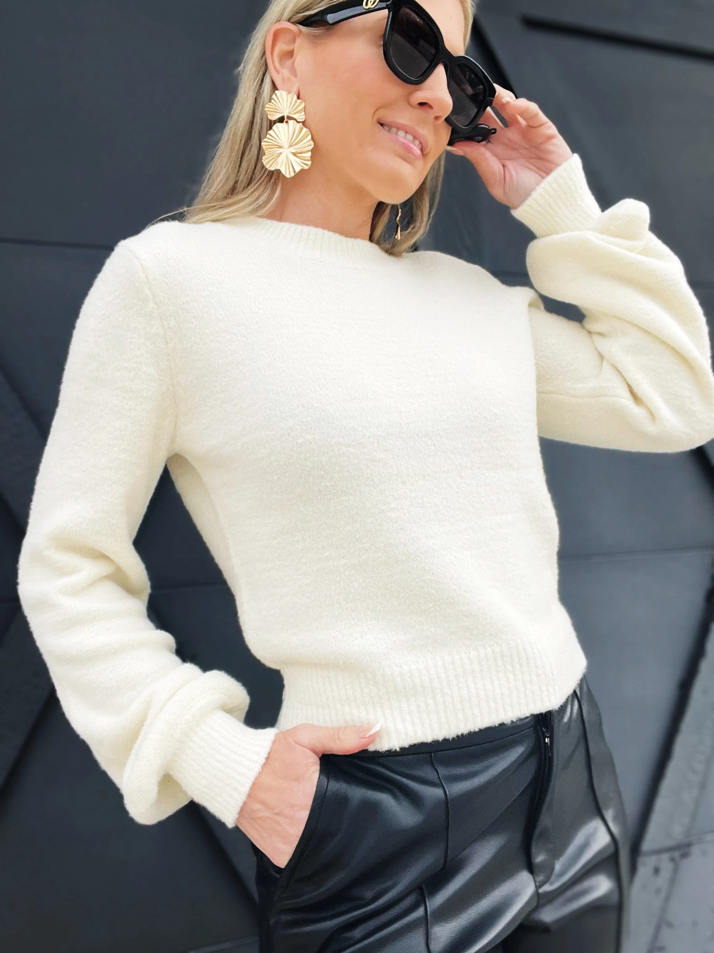 Ride On By Cropped Sweater-Cream