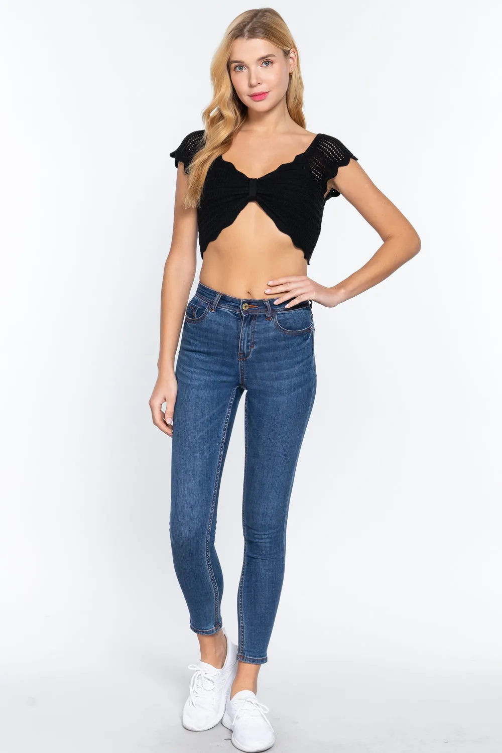 Short Sleeve V-neck Front Knot Detail Sweater Knit Black Crop Top