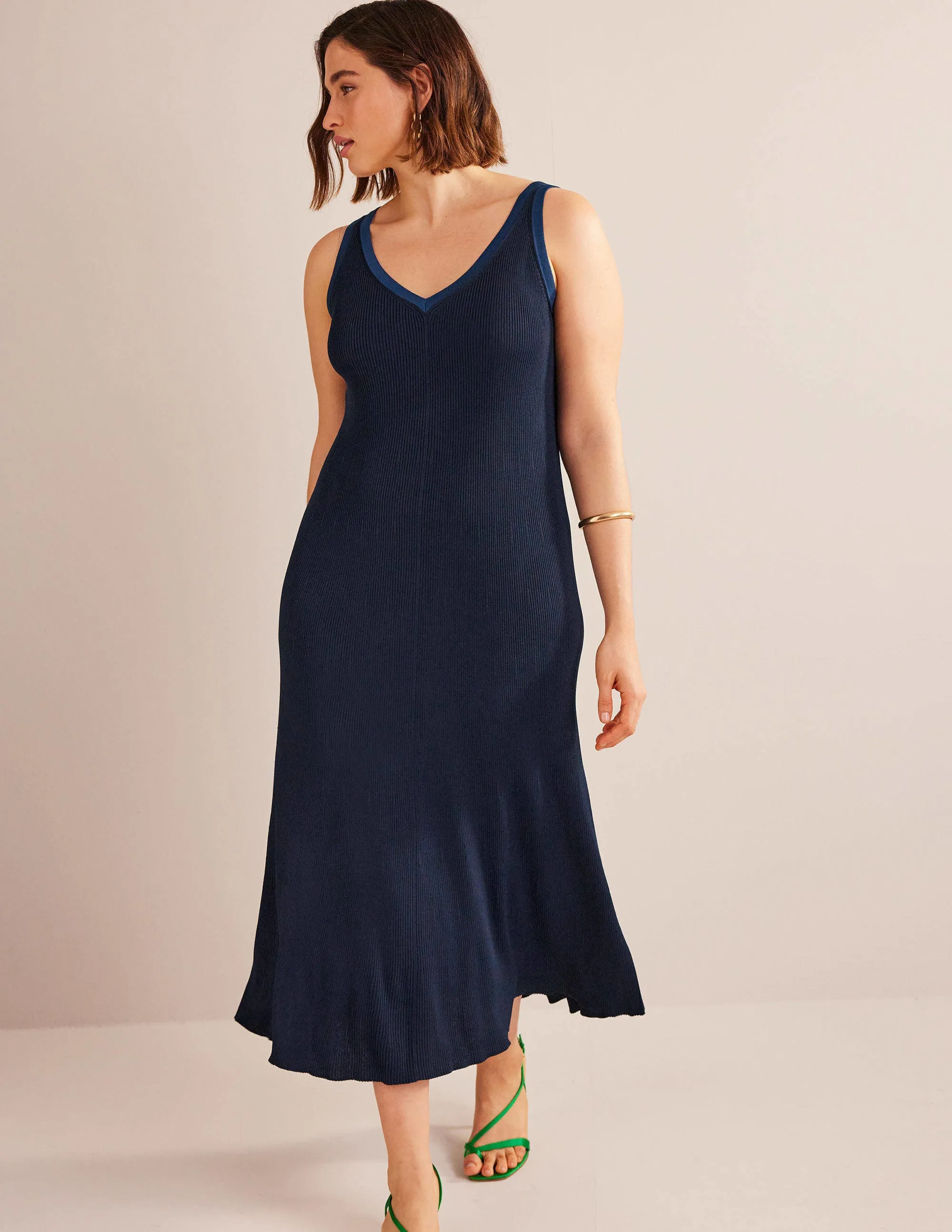 V-Neck Knitted Midi Dress-Navy