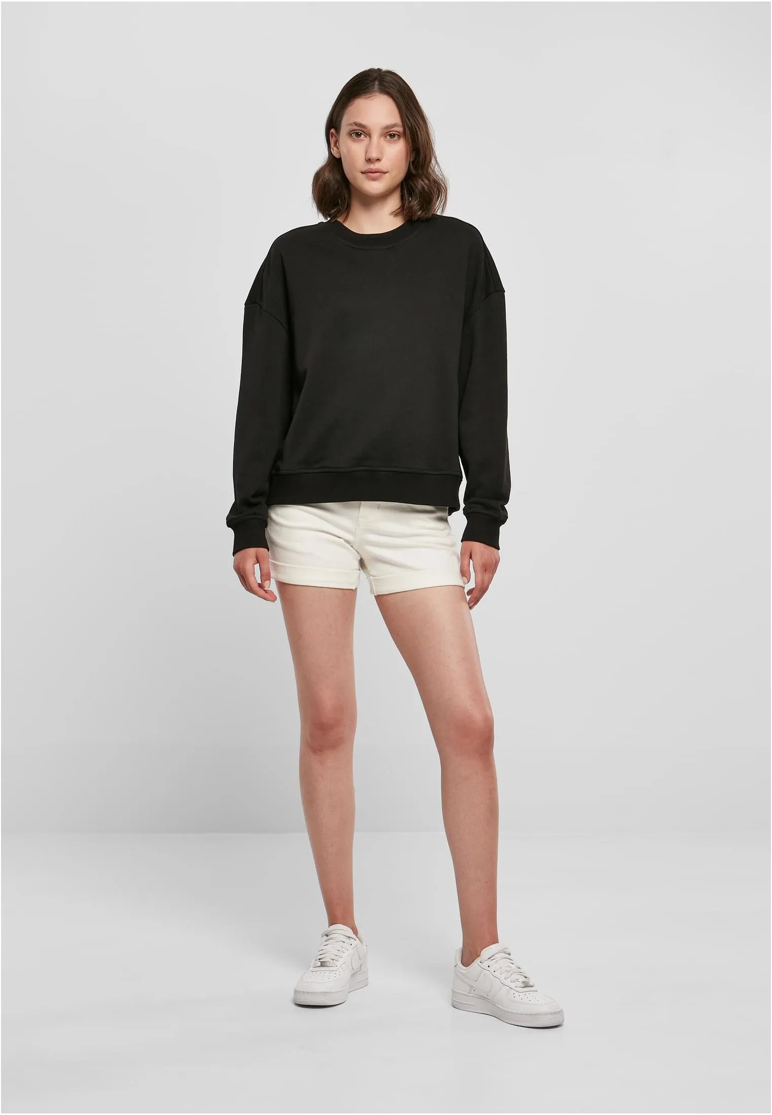 Women’s oversized crewneck sweatshirt